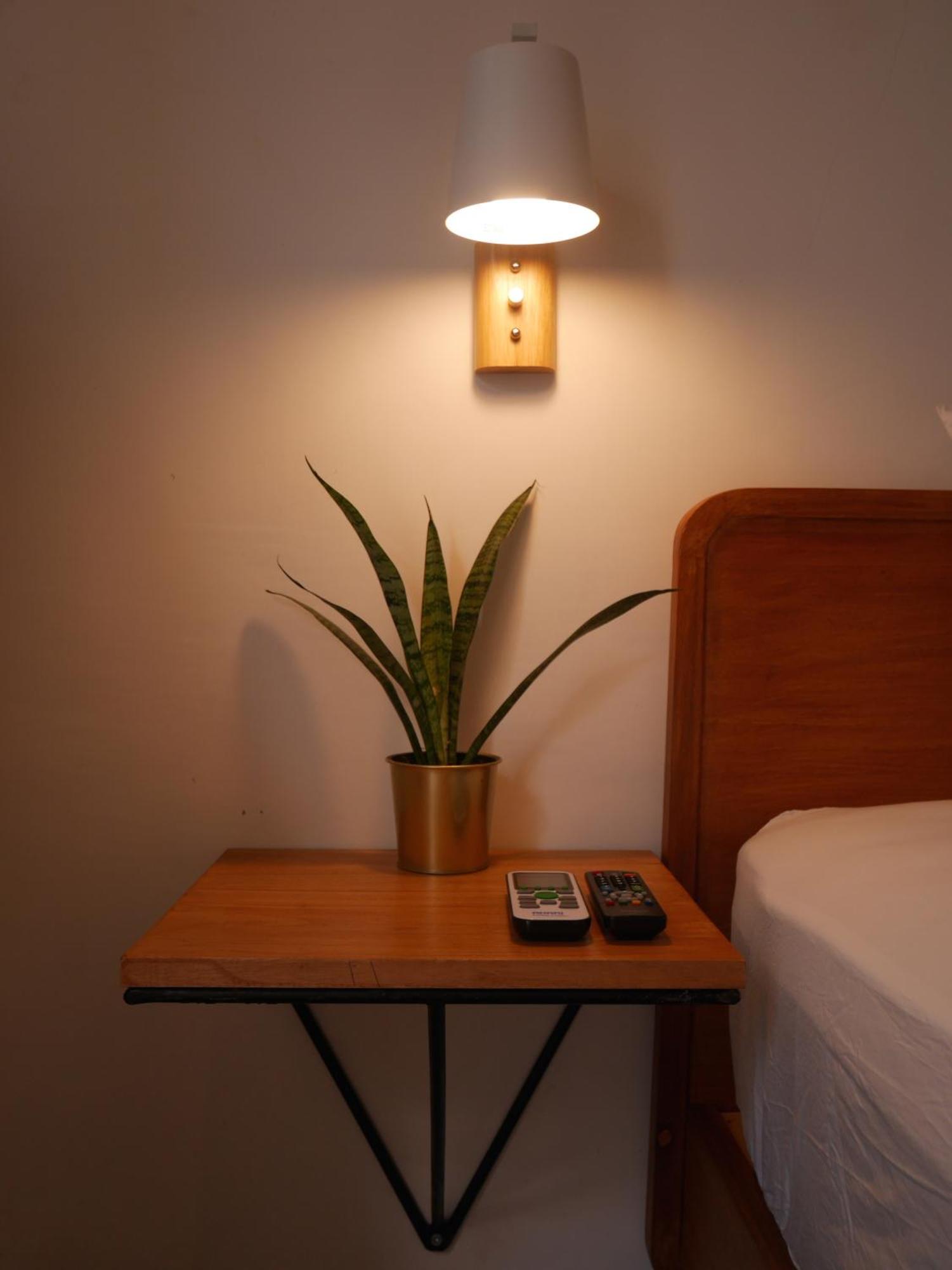 Betah Homestay Banyuwangi Бануванги Екстериор снимка