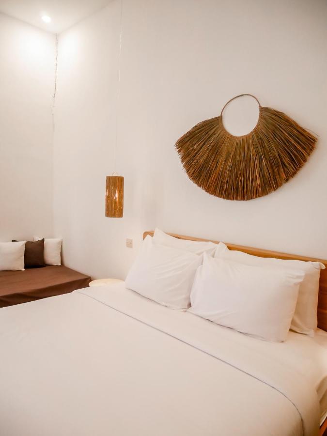 Betah Homestay Banyuwangi Бануванги Екстериор снимка